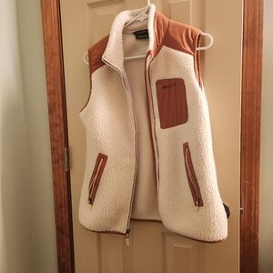 Marmot Sherpa & Terra Cotta Vest Sz Med
